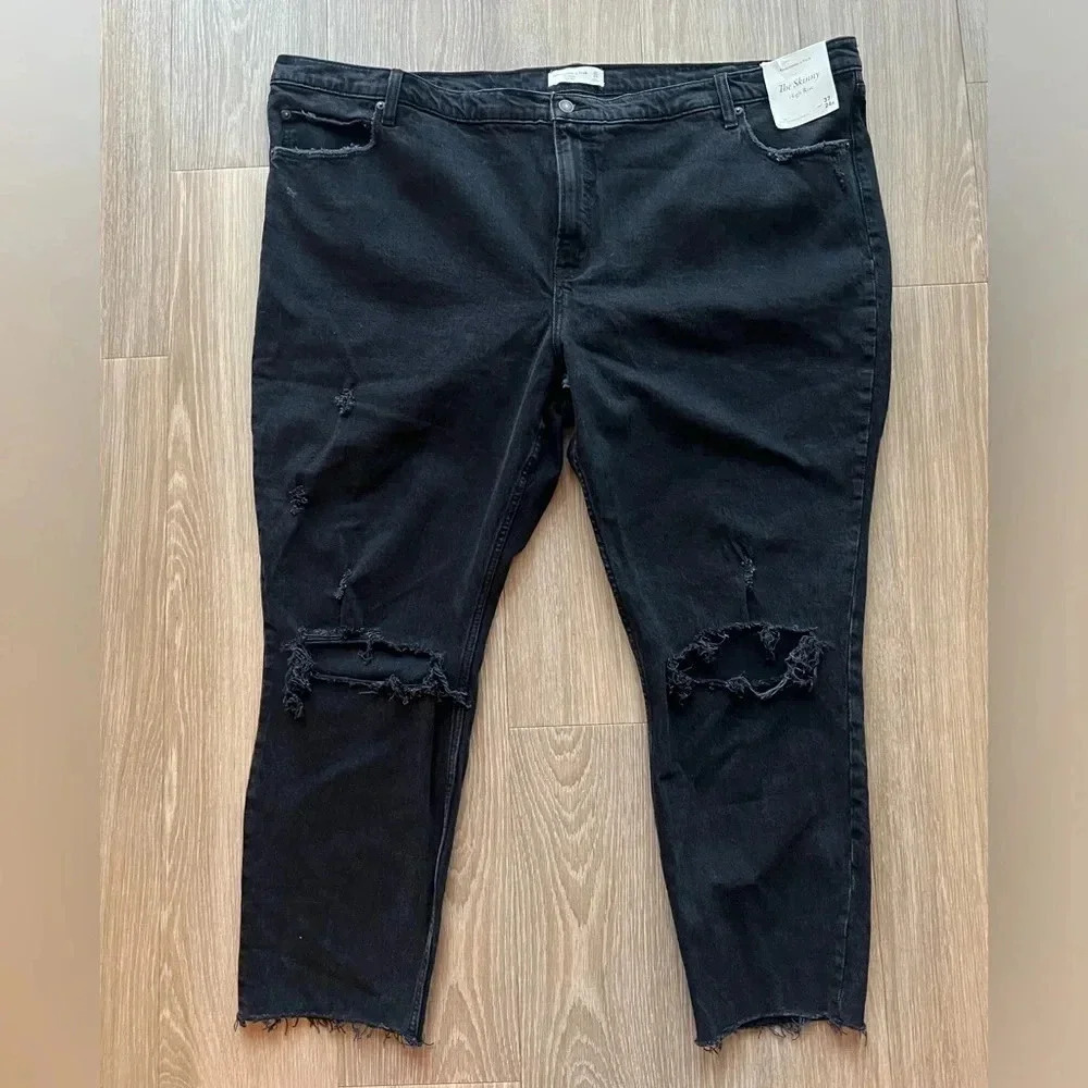 Women’s Abercrombie & Fitch The Skinny High Rise Jean Size 37 | 24 Black